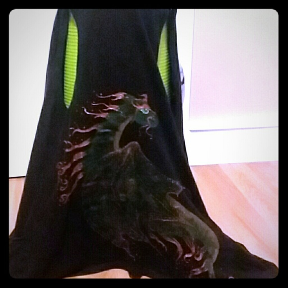 Handpainted dragon vest - Picture 1 of 3